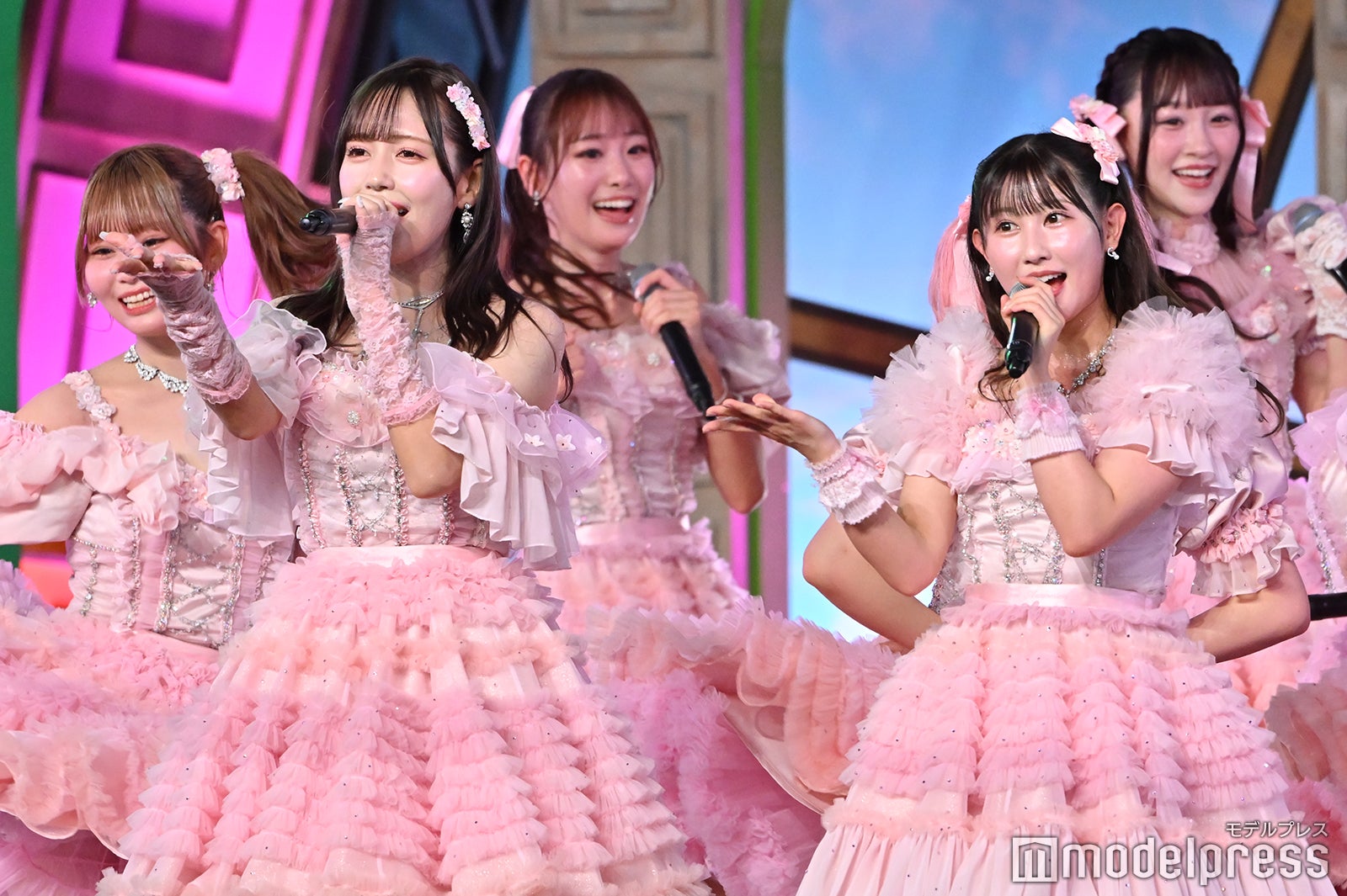 諸橋沙夏、山本杏奈／＝LOVE（C）モデルプレス