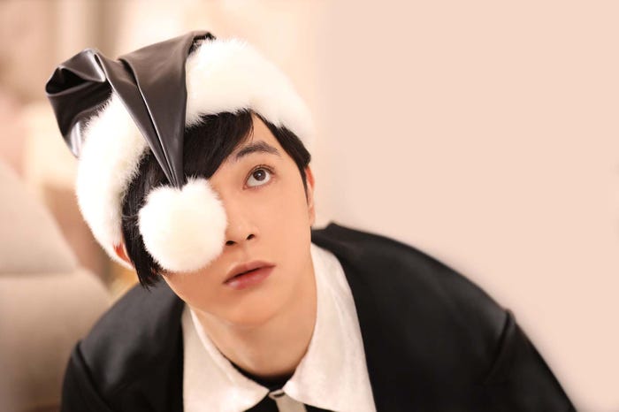 吉沢亮 (C)2022「ブラックナイトパレード」製作委員会 (C)中村光/集英社