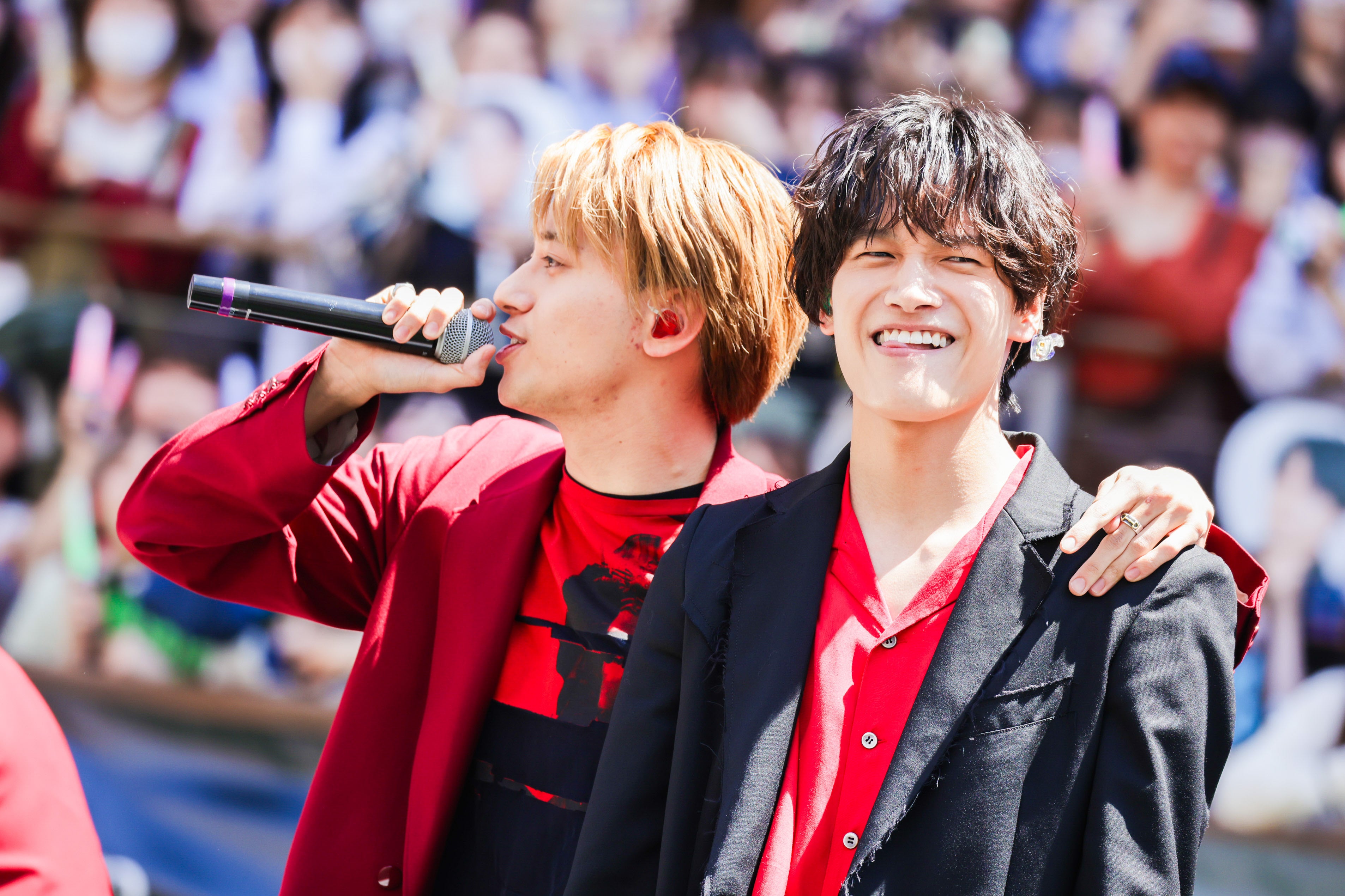 小島健、佐野晶哉（提供写真）