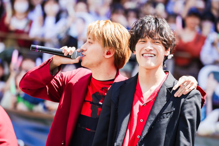 小島健、佐野晶哉(提供写真)