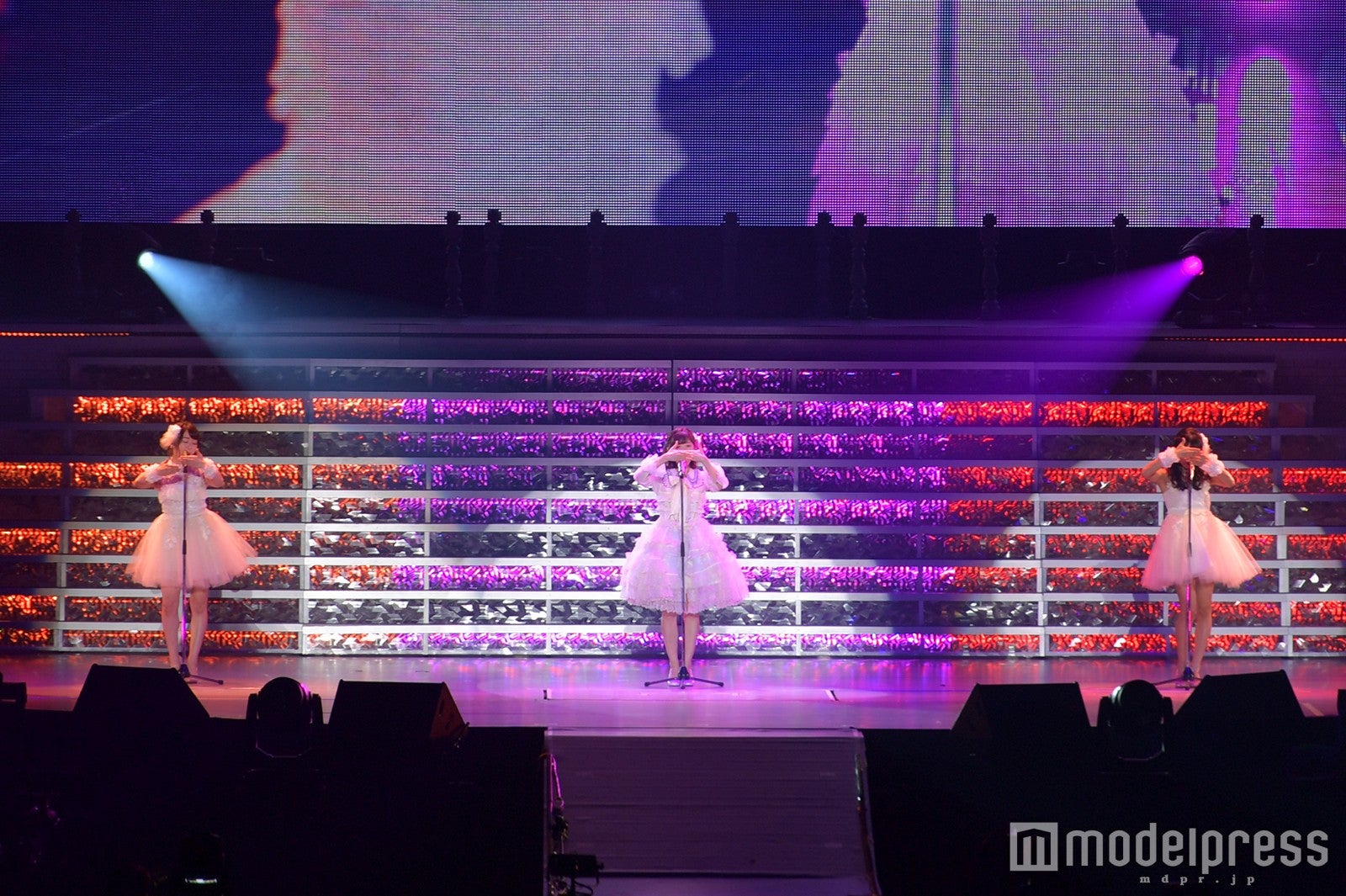 「渡辺麻友卒業コンサート～みんなの夢が叶いますように～」（C）モデルプレス