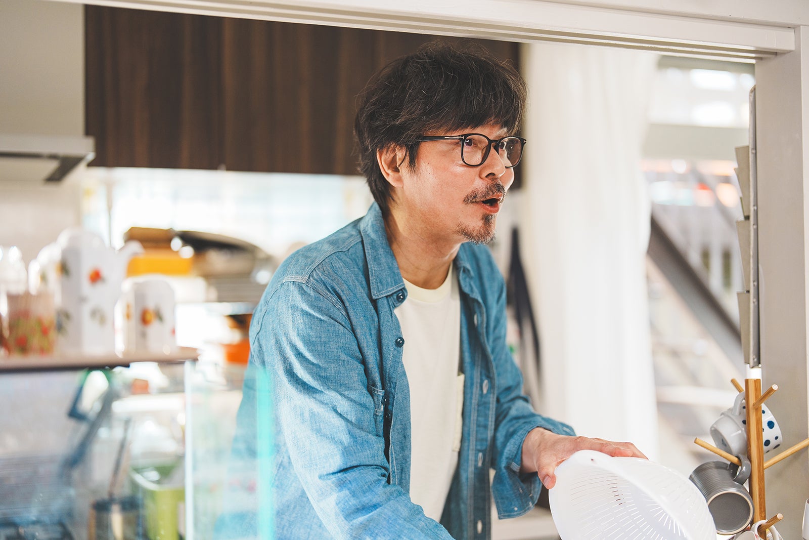 小澤征悦「こんばんは、朝山家です。」第1話（C）ABCテレビ