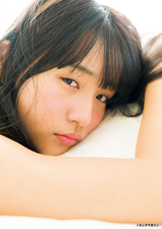 浅川梨奈(C)Takeo Dec./ヤングマガジン