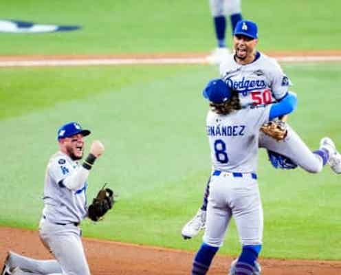 ドジャース ベッツが驚異的なジャンプ力でキケの胸に ロハスは雄たけびガッツポーズ 第6戦の勝敗を分けた守備 感動的な光景がグラウンドに