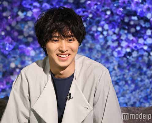 山崎賢人、プライベートの趣味に密着 ロンドンで芝居への思いを語る