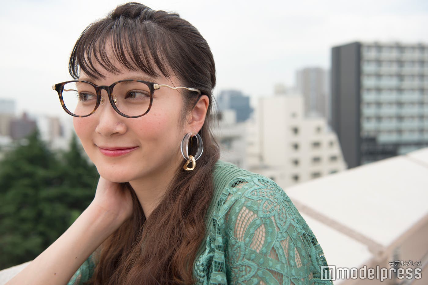 (C)モデルプレス