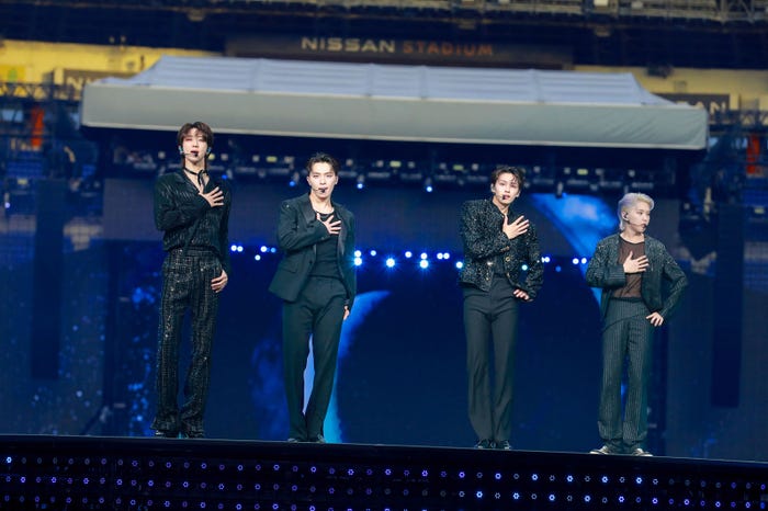 PERFORMANCE TEAM/THE 8(ディエイト)、DINO(ディノ)、JUN(ジュン)、HOSHI(ホシ)/SEVENTEEN(P)&(C) PLEDIS Entertainment