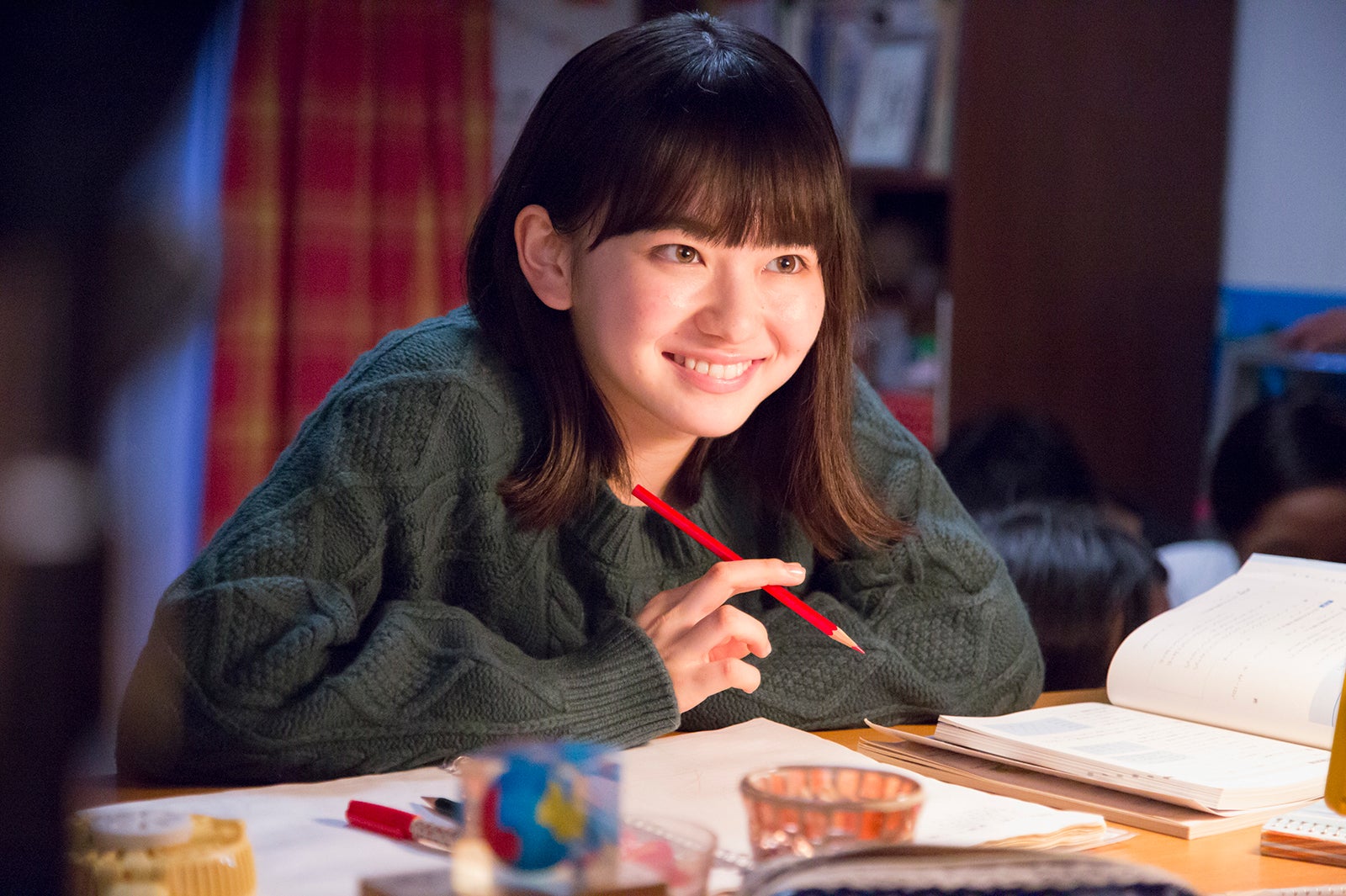 山田杏奈／新CMメイキングカット（提供画像）