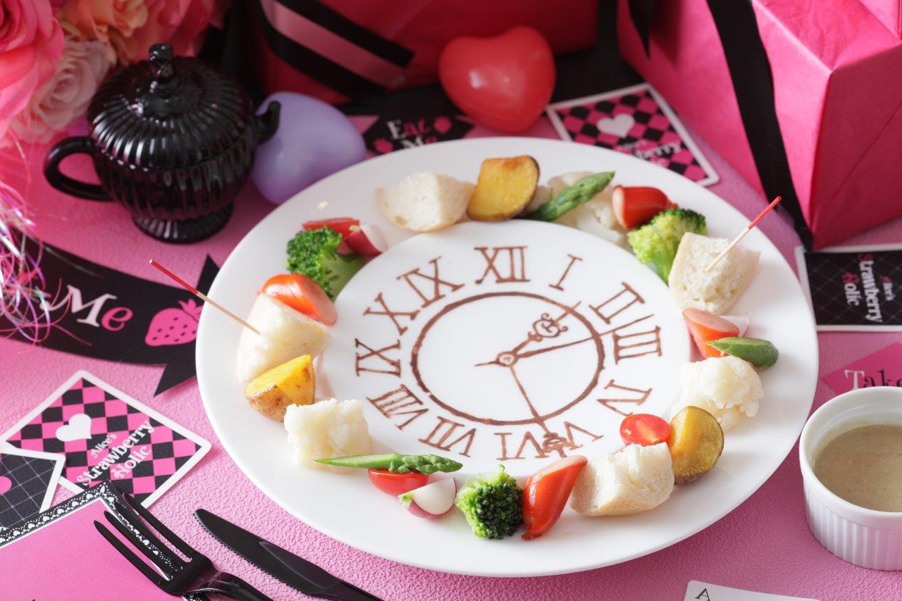 アリスのストロベリースイーツパーティー～PINK & BLACK～／画像提供：ベストブライダル