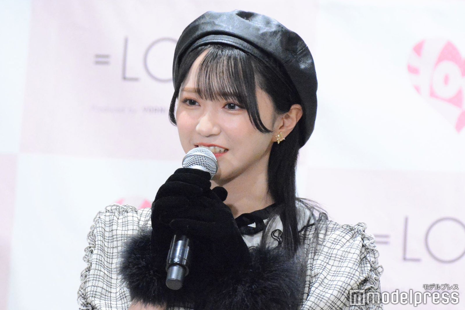 =LOVE CD購入抽選会 A賞メンバーサイン入りパネル　野口衣織 2025年最新】野口衣織 直筆の人気アイテム - メルカリ