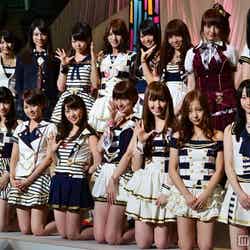「AKB48 紅白対抗歌合戦」を開催するAKB48