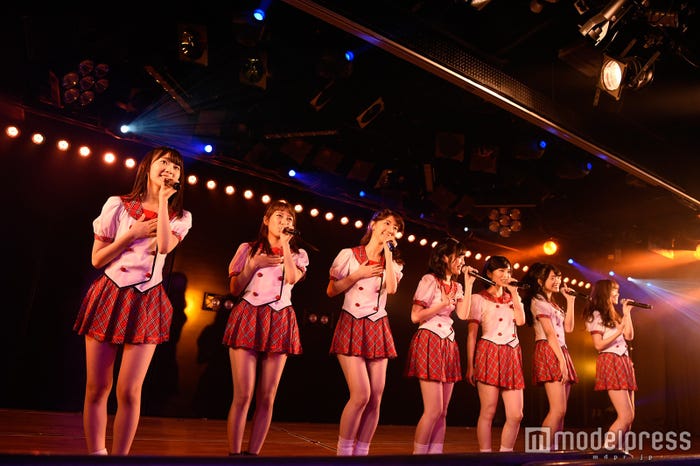 「高橋みなみ卒業特別記念公演~10年の軌跡~」(C)AKS