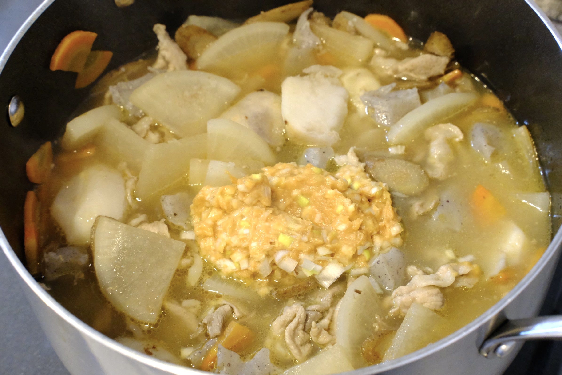 ロバート馬場・秘伝の豚汁