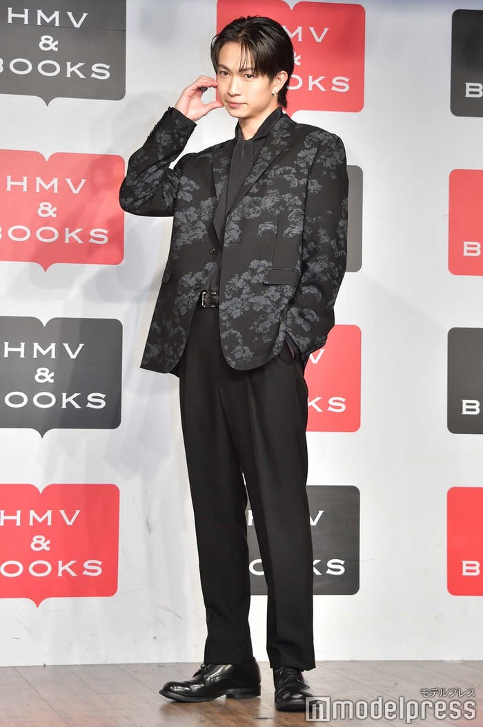 綱啓永(C)モデルプレス