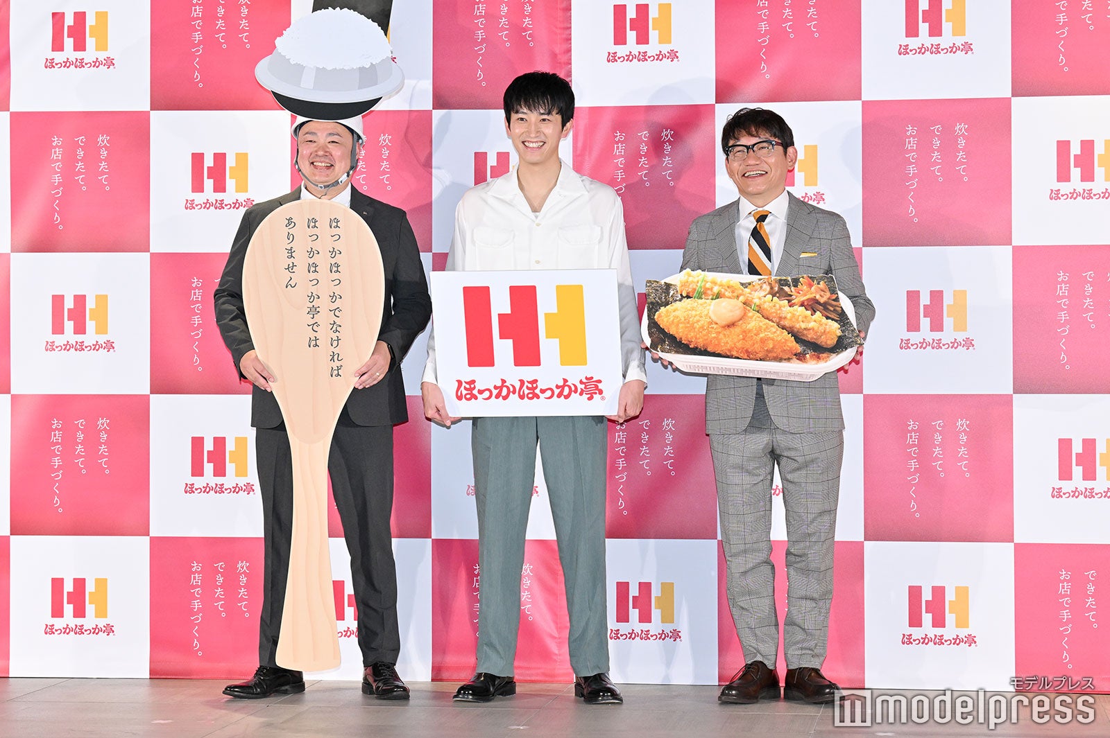 松本直樹氏、杉野遥亮、飯尾和樹（C）モデルプレス