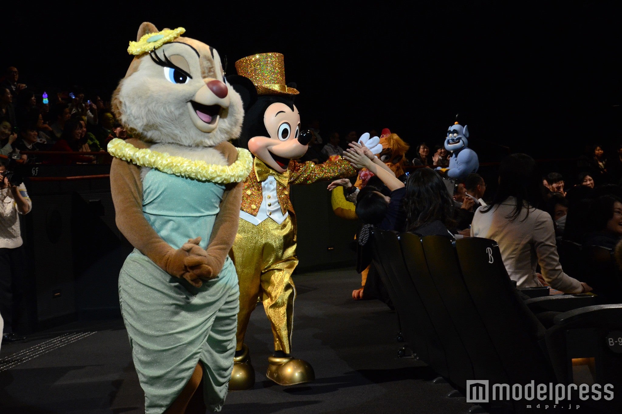 キャラクターが客席を回る（C）モデルプレス