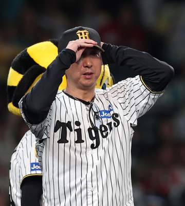 1安打完封負けの阪神・藤川監督 相手右腕に脱帽「今の栗林投手、素晴らしいですね」「現状素晴らしいピッチング」「数字通り素晴らしかった」