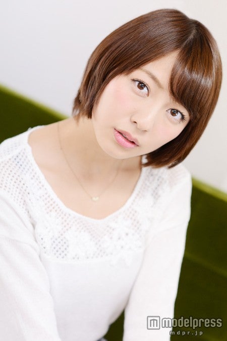 「恋愛より仕事」と語った梨里杏