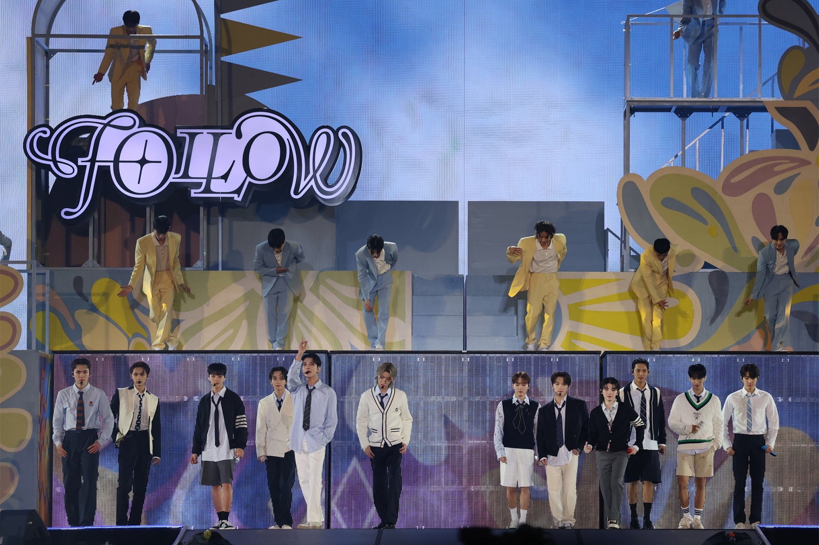 「SEVENTEEN TOUR 'FOLLOW' TO JAPAN」ベルーナドーム公演（P）＆（C）PLEDIS Entertainment