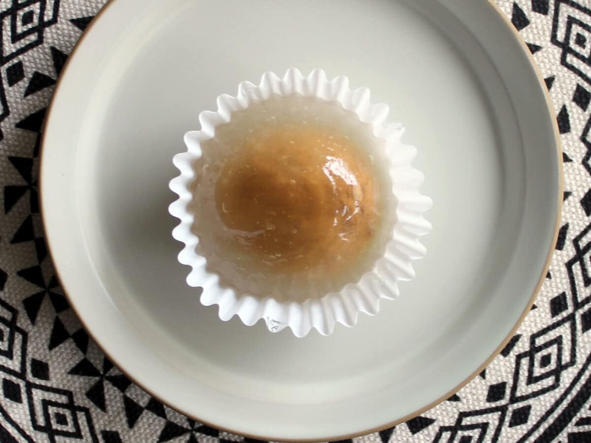 透明感のあるわらび餅が、見た目にも涼しげ!