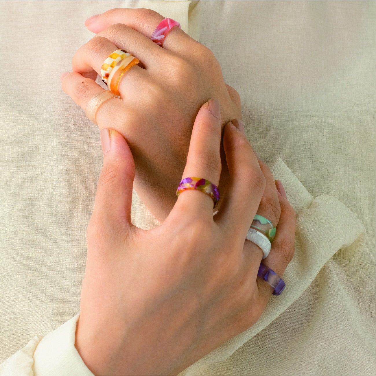 重ね付けするとより一層おしゃれになります／提供画像