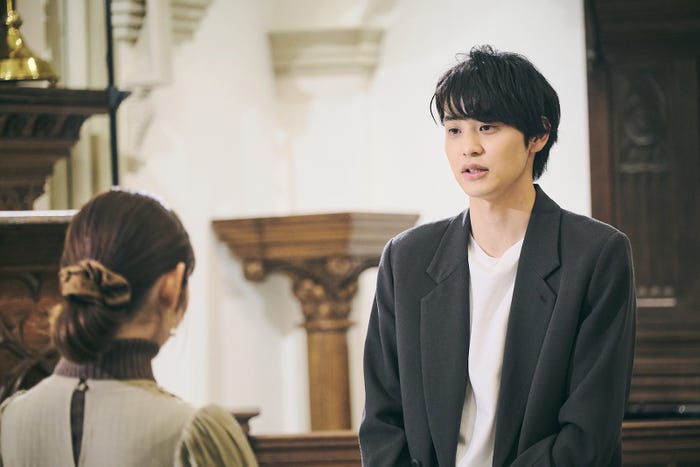 橋下美好、鈴木志遠「恋愛ドラマな恋がしたい~Kiss me like a princess~」最終話(C)AbemaTV, Inc.