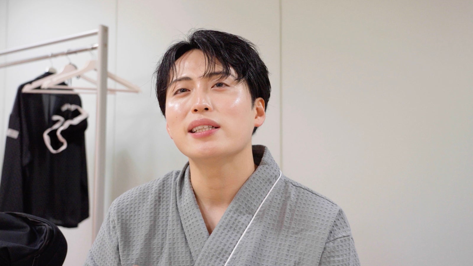 レインボー池田直人、1ヶ月の美容代告白「30万円くらい」新婚生活ノロケ話も【エイジレスボーイズ】