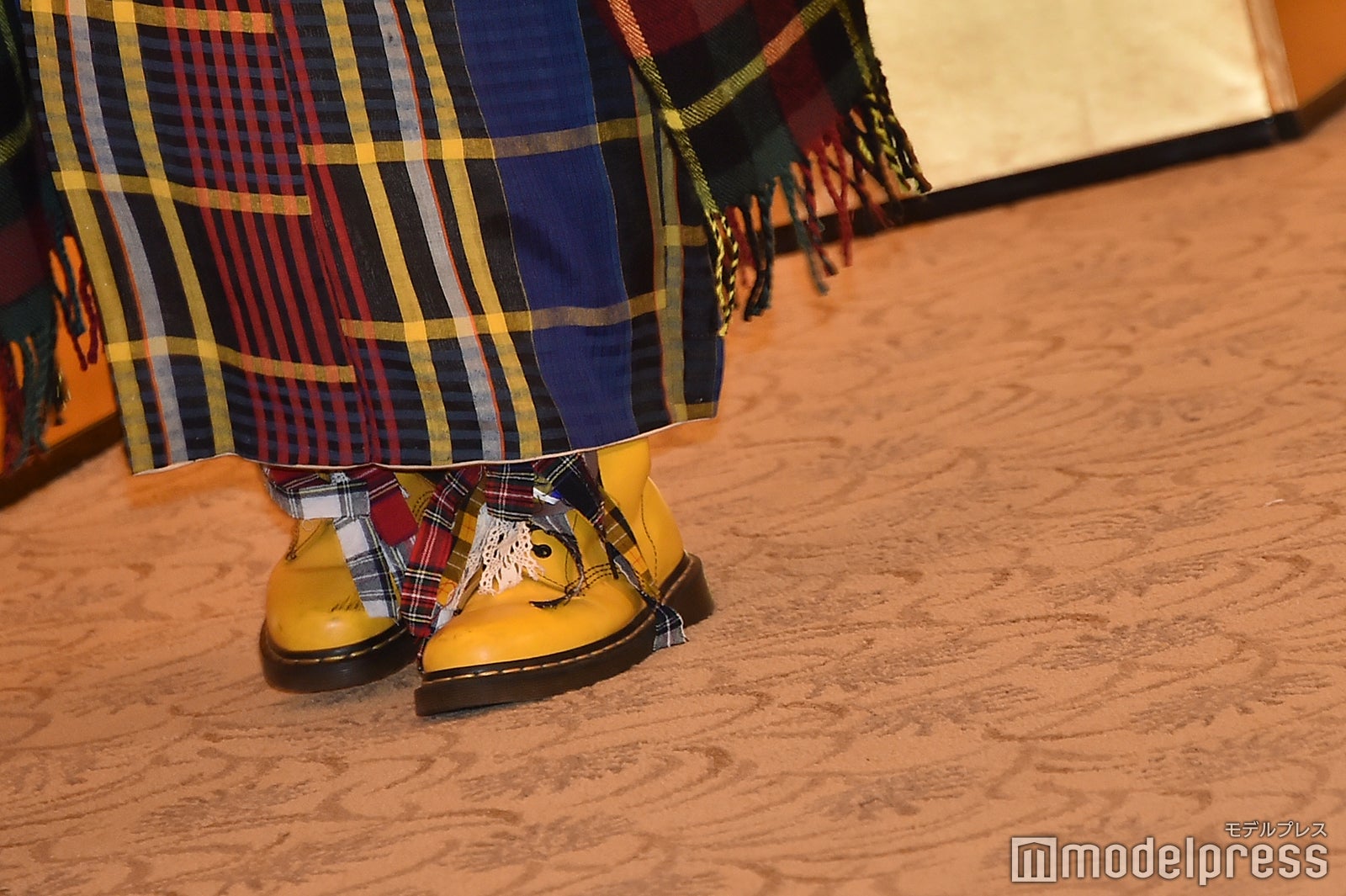 全身手作りの外薗葉月／AKB48グループ成人式記念撮影会 （C）モデルプレス