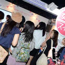 賑わうブースの様子