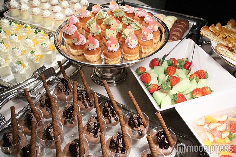 「バレンタイン◇スイーツビュッフェ」／画像提供：サンリオエンターテイメント