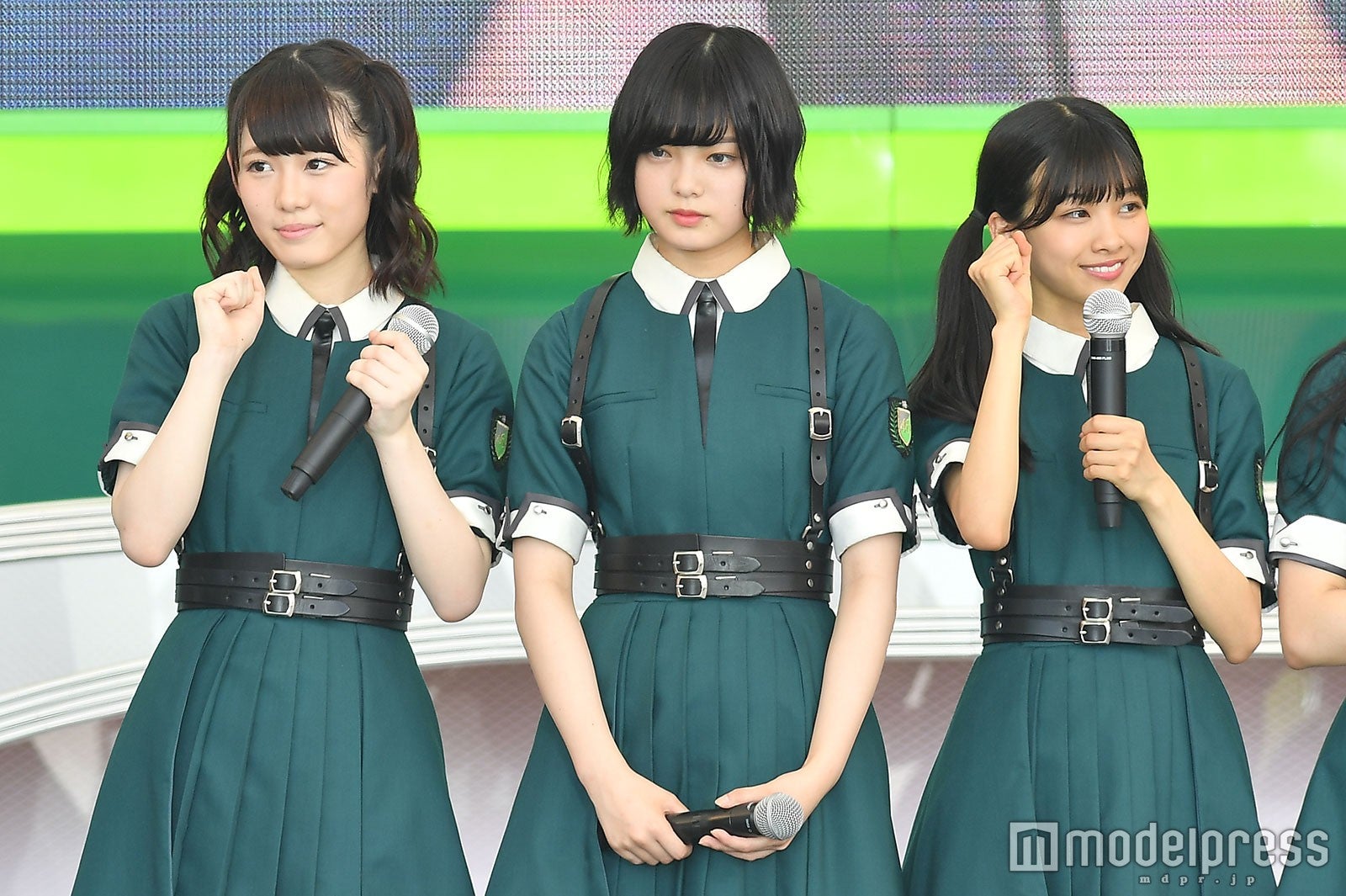 小池美波、平手友梨奈、原田葵（C）モデルプレス