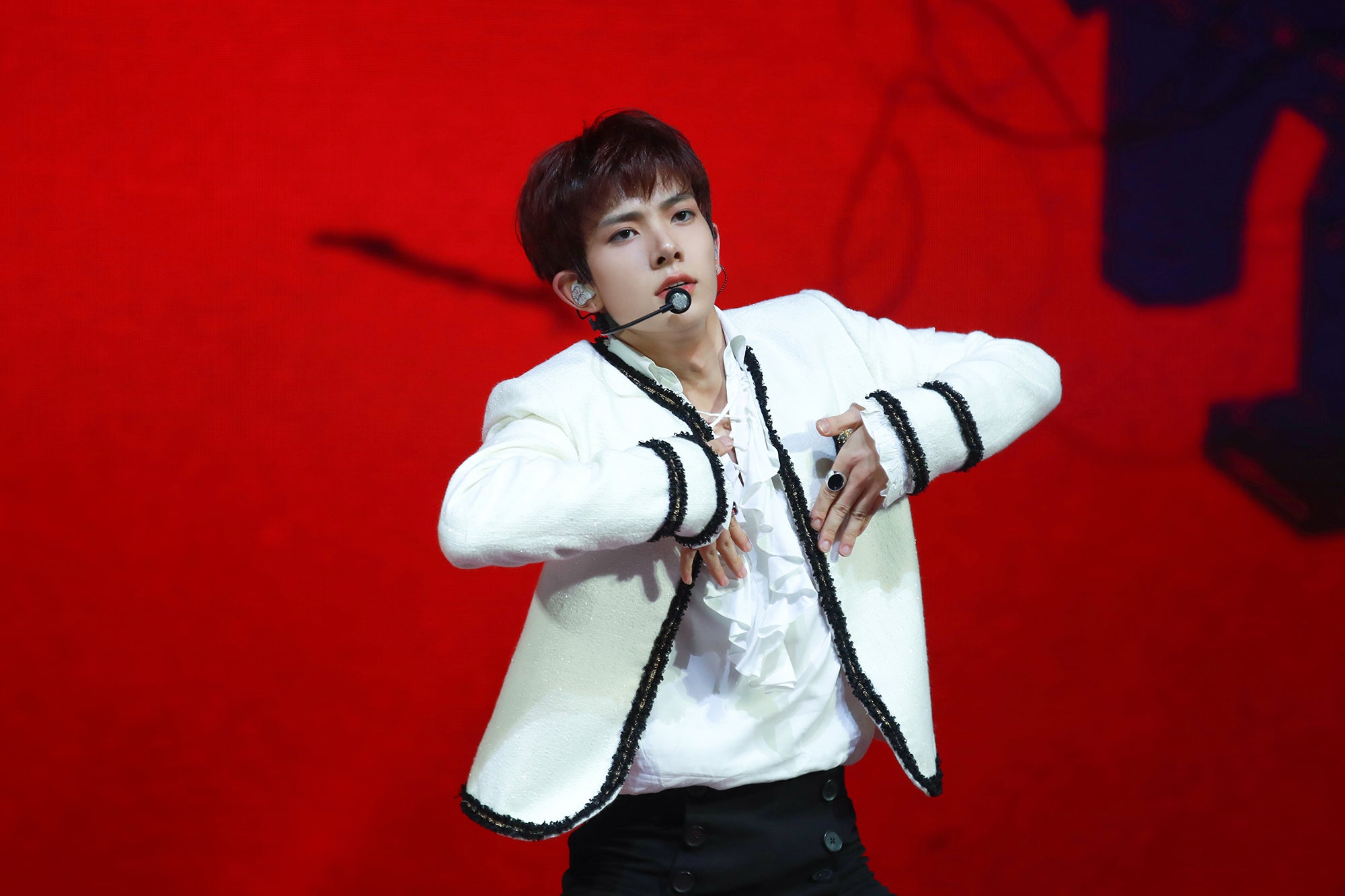 HEESEUNG（C）BELIFT LAB