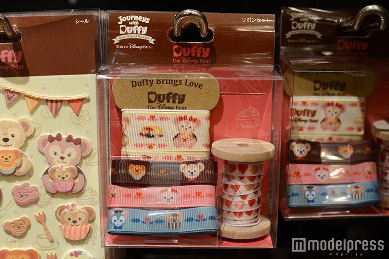 リボンセット￥1400（C）モデルプレス