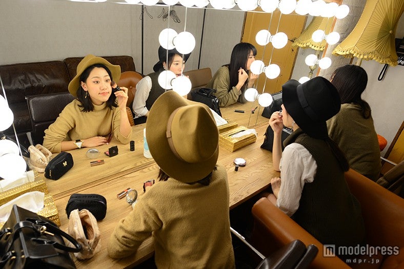 モデルプレスのメイクルームを体験