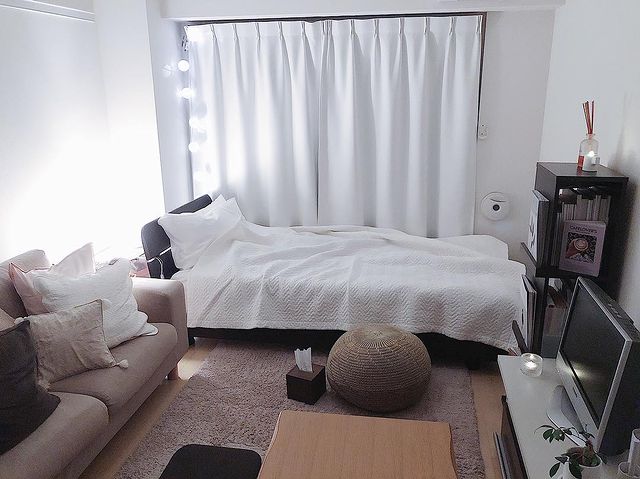 1k8畳のレイアウト実例15選 縦長 正方形などお部屋のタイプに合わせてご紹介 モデルプレス 1k8畳のレイアウト実例15選 縦長 正方形などお部屋のタイプに合わせてご紹介 モデルプレス