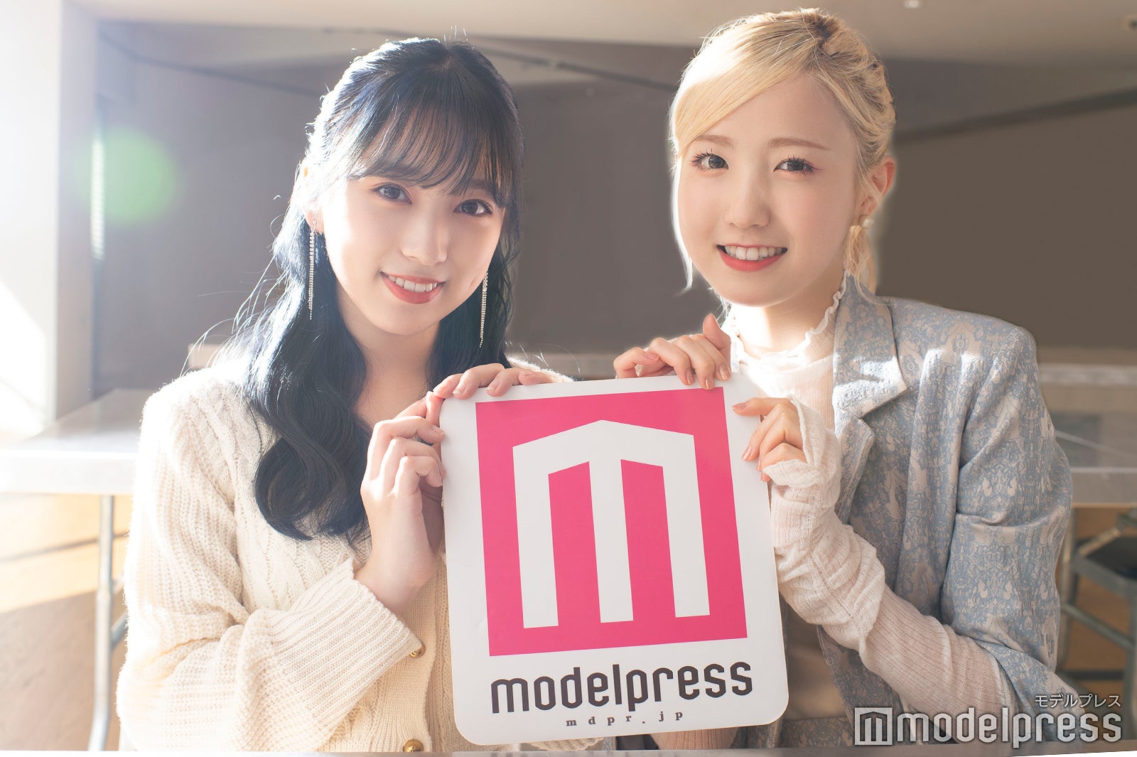 矢吹奈子、本田仁美 （C）モデルプレス
