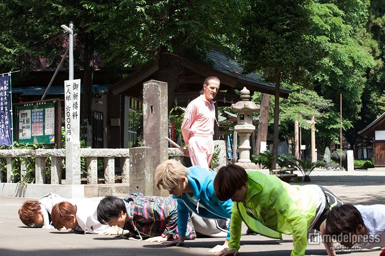 初主演映画「サイドライン」のワンシーン（C）2015 EXCELLENT FILMS