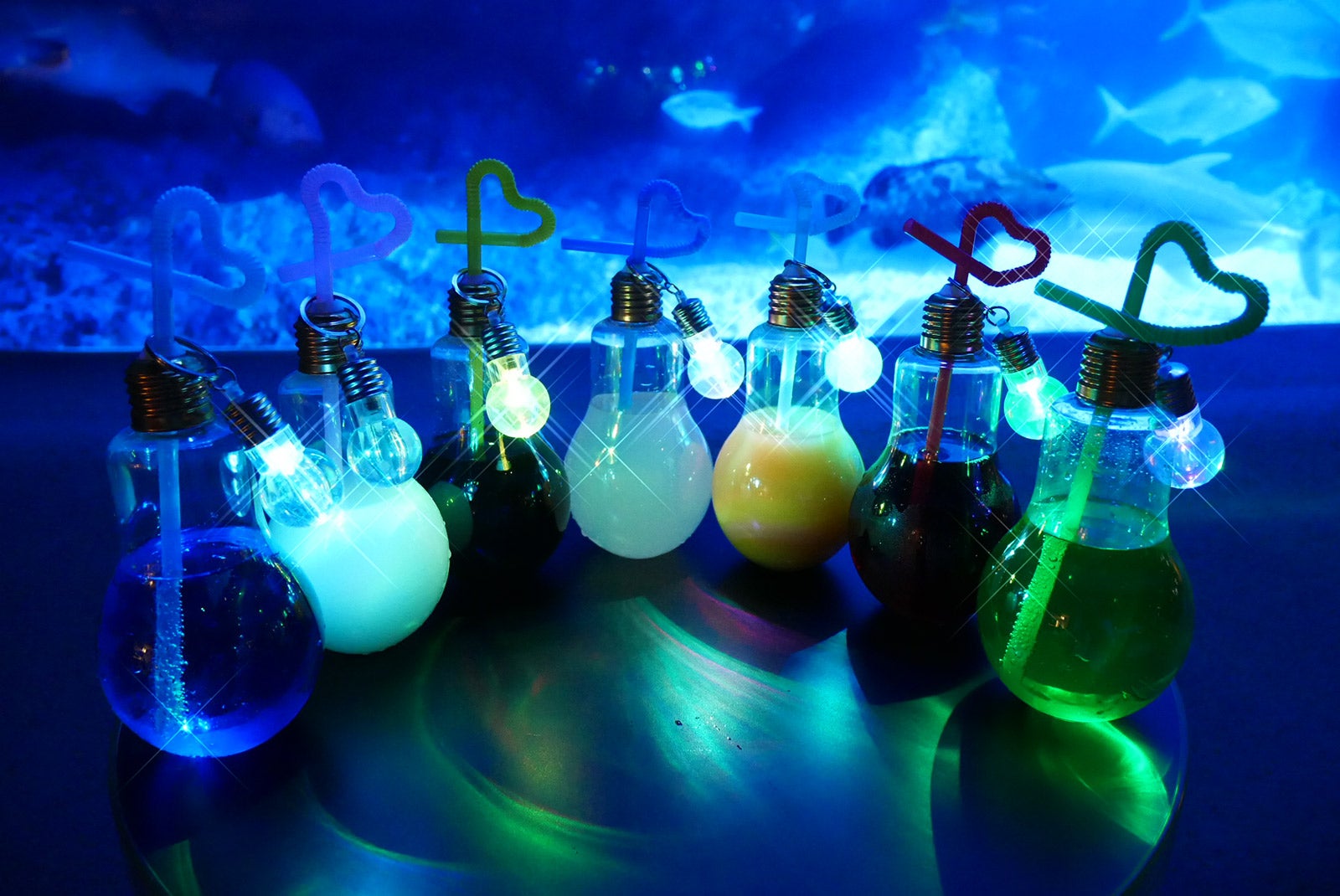 「クリスタルイルミネーションジュース」／画像提供：すみだ水族館