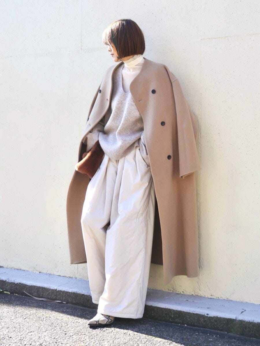 タートルネック淡色コーデ 2026冬春大人女性おすすめタートルネック淡色コーデ