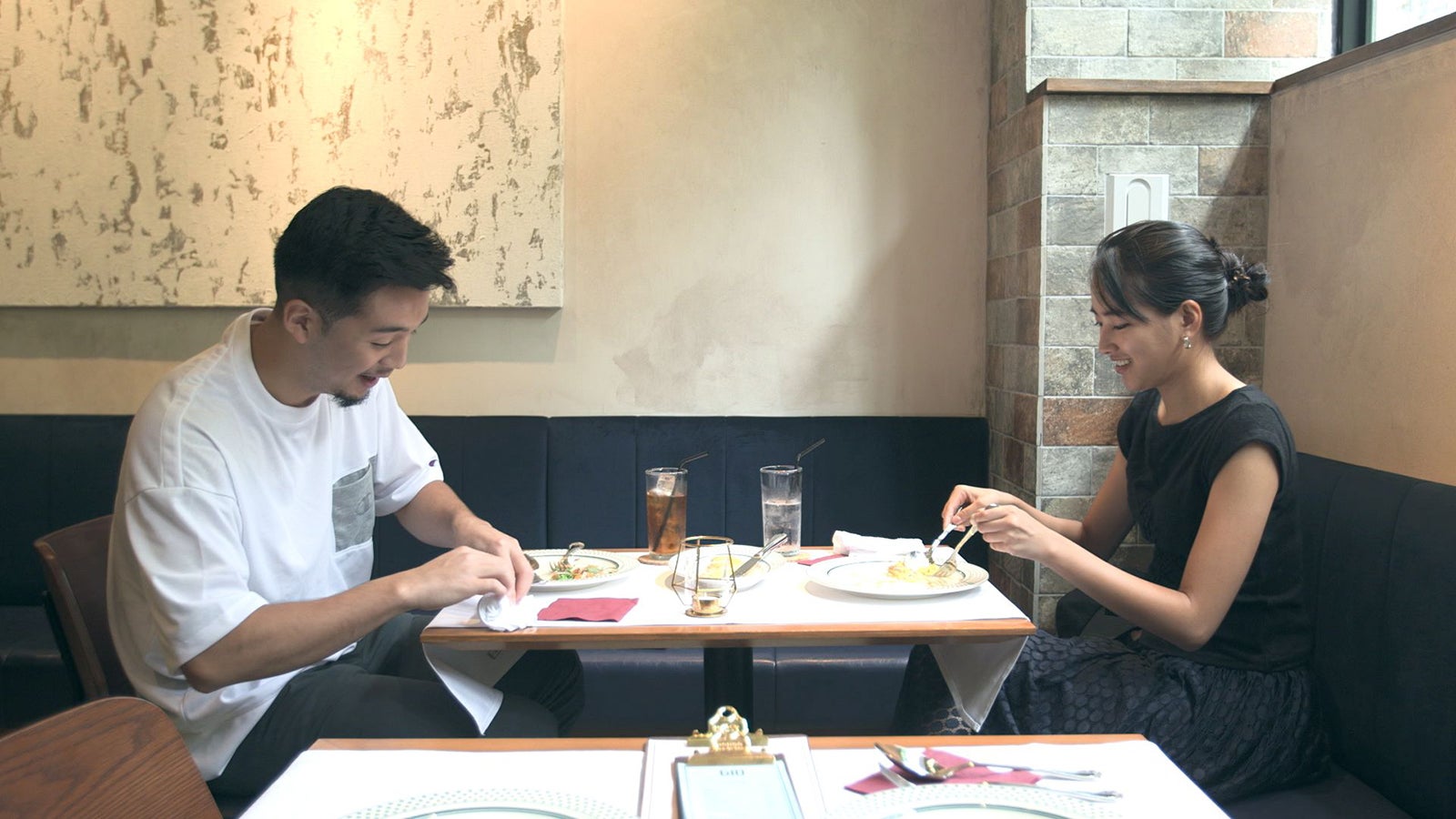 凌、春花「TERRACE HOUSE TOKYO 2019-2020」21st WEEK（C）フジテレビ／イースト・エンタテインメント