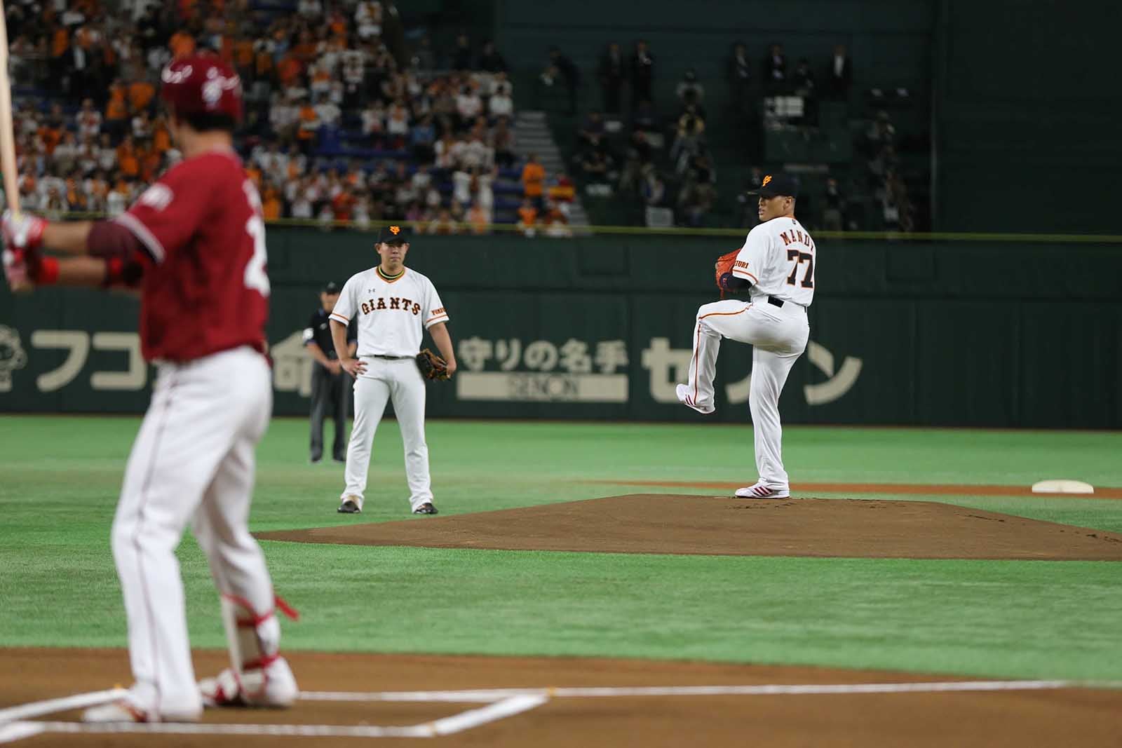 関口メンディーが始球式に登場（写真提供：LDH）