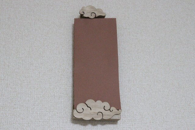 壁掛けお札スタンド　使用例