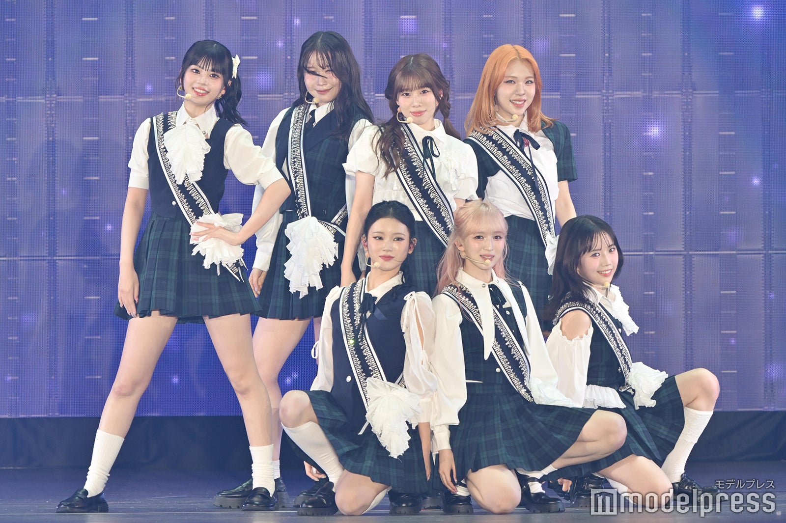 ME:I、7人でパフォーマンス MOMONA「今の私たちの全力をお見せします」【ガルアワ2025AW】