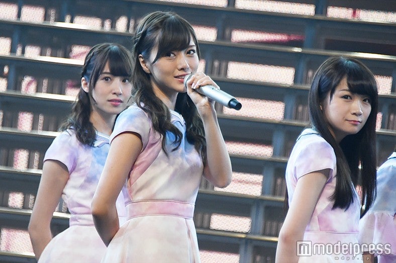 （C）モデルプレス