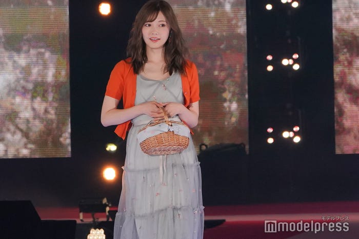 「GirlsAward 2018 SPRING/SUMMER」に出演した白石麻衣 (C)モデルプレス