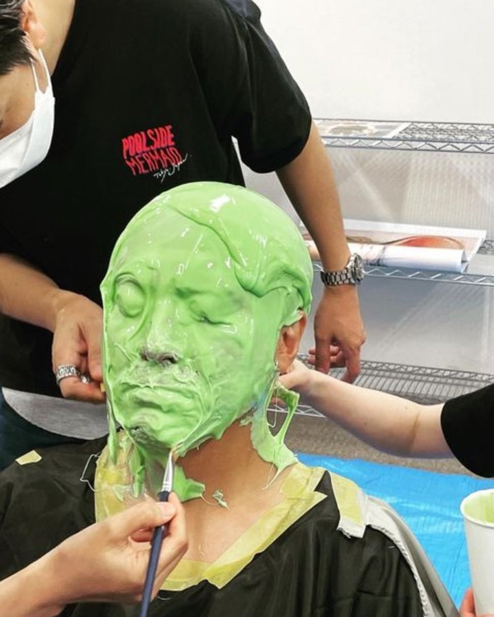 ムロツヨシ、衝撃姿にファン驚き「どうしたの？」「何があった」