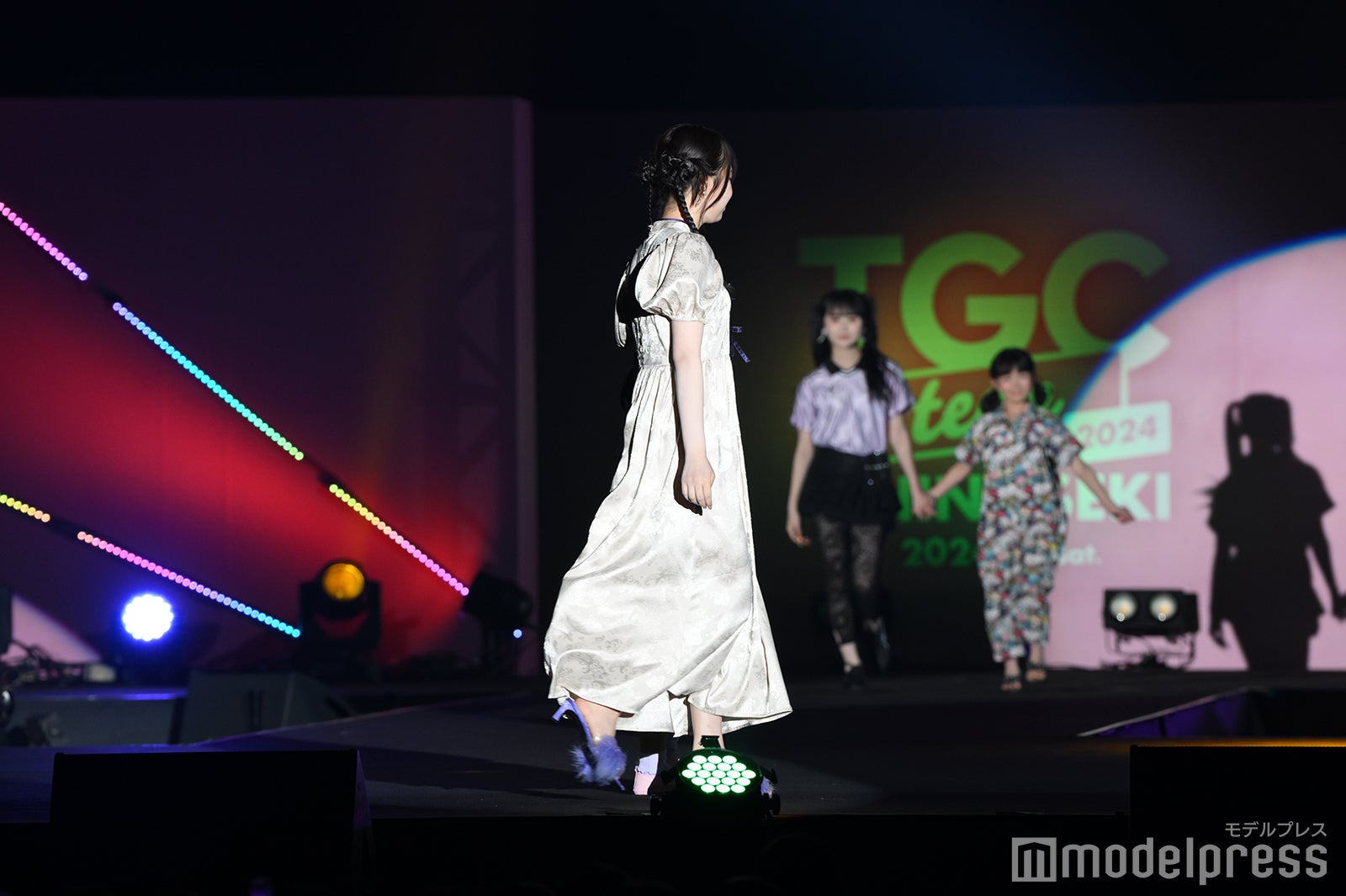 （C）モデルプレス