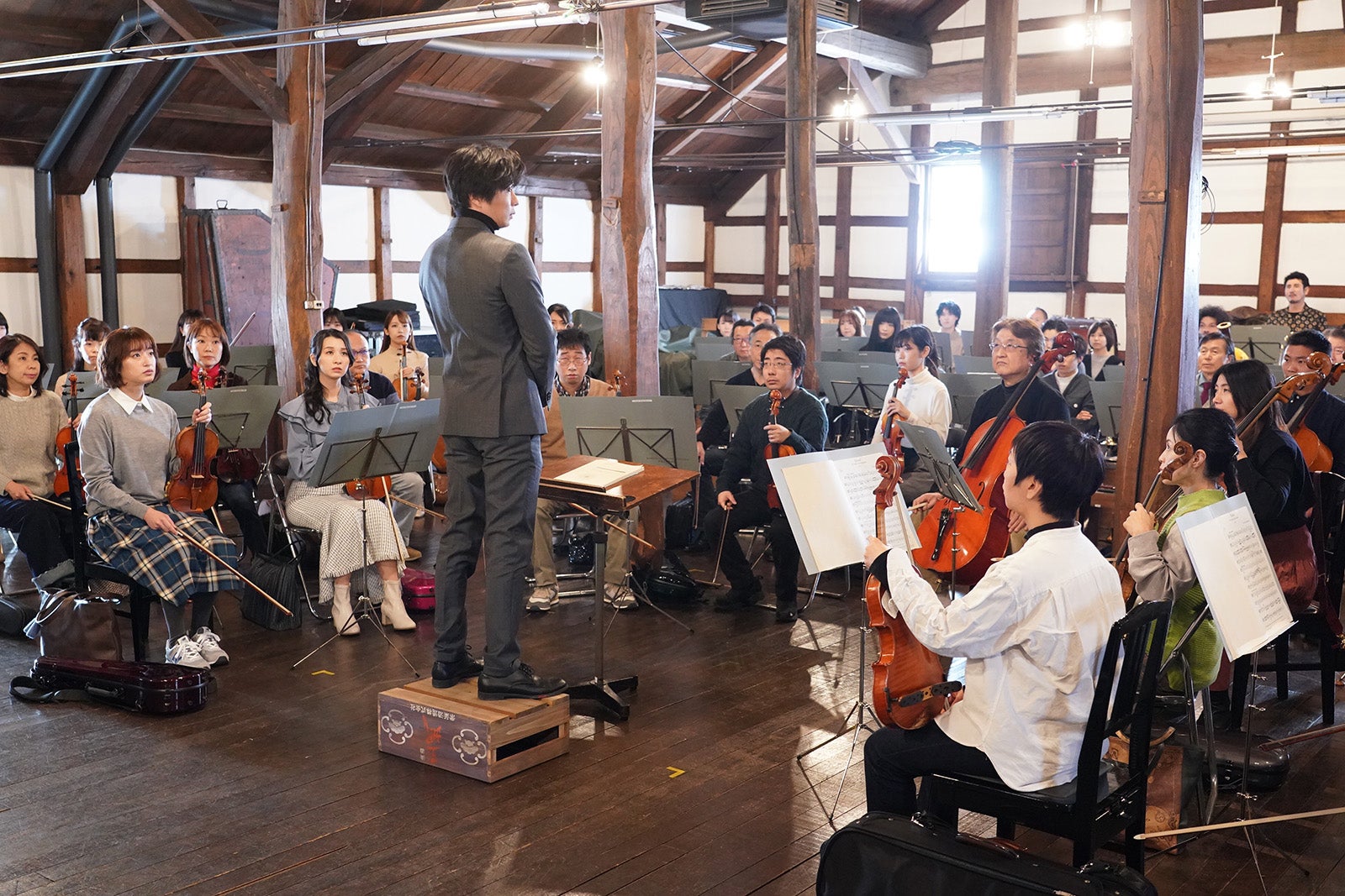 門脇麦、田中圭ら （C）日本テレビ
