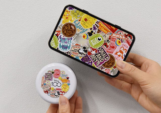 宝島社　ディズニーコラボアイテム　ステッカー　缶ケース