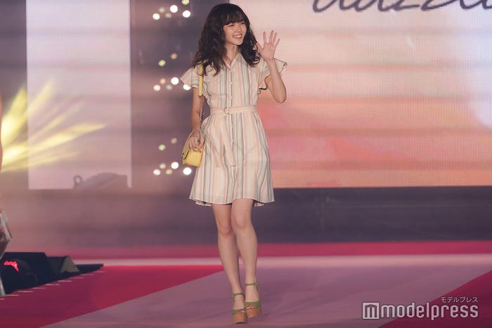 鈴木愛理(C)モデルプレス